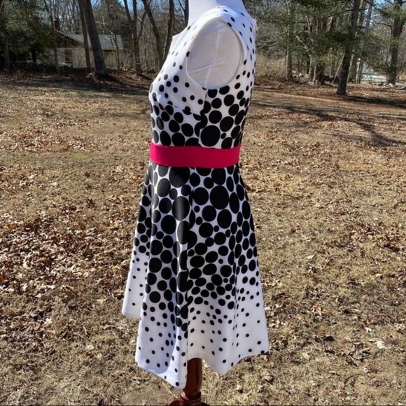 SANDRA DARREN DRESS FIT FLARE WHITE BLACK DOT Size 6 - Picture 4 of 6